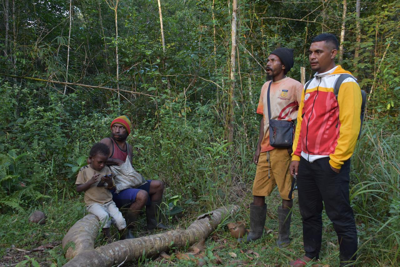 Hutan Adat dan Linkungan